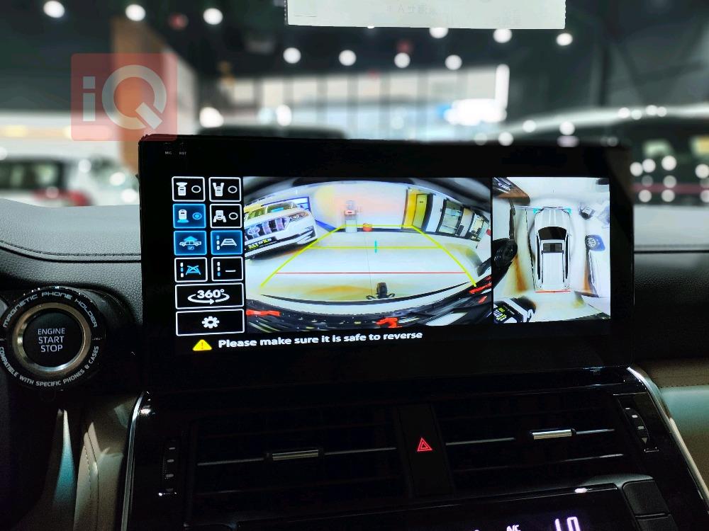 تۆیۆتا لاند کروزەر